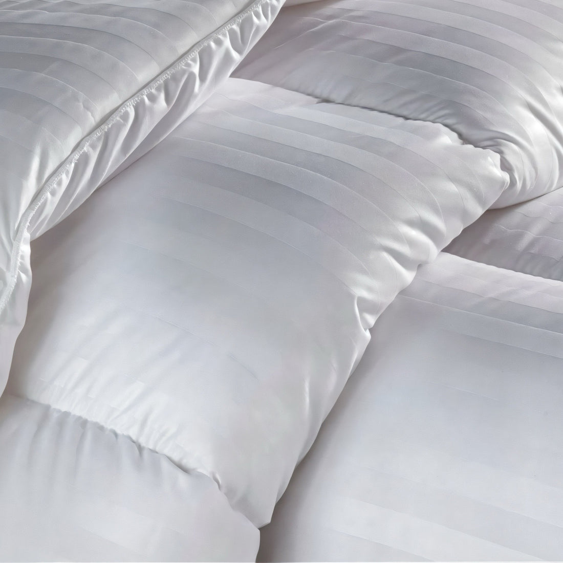 10.5 Tog Premium Satin Stripe Microfibre Duvet Quilt - Hotel Quality Comforter Quilt