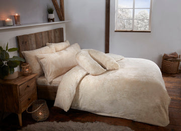 Ivory Cream Teddy Fur Fleece Soft Duvet Cover Set Including Pillowcases